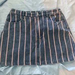 English Factory size Large